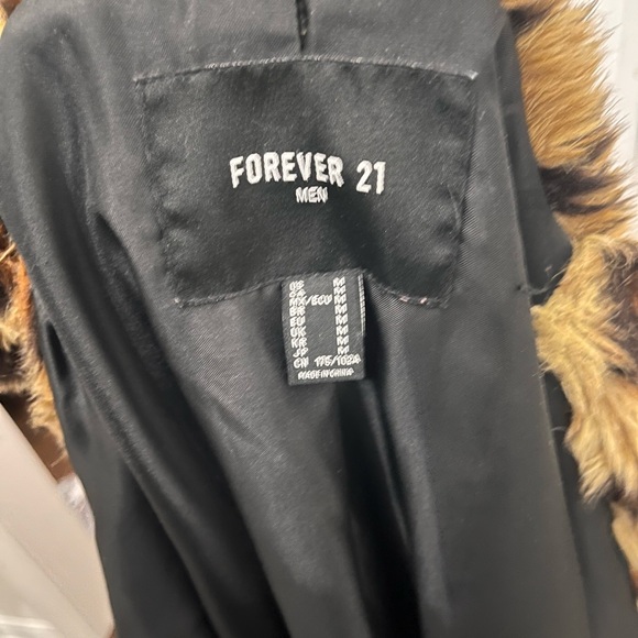 Leopard Print Faux Fur Coat - Picture 7 of 7